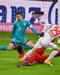 B体育官网下载APP-bsports官方平台-Bsports必一体育官网-鸡哥临场换位帮拜仁填坑，帕瓦尔连坐板凳后又挨批